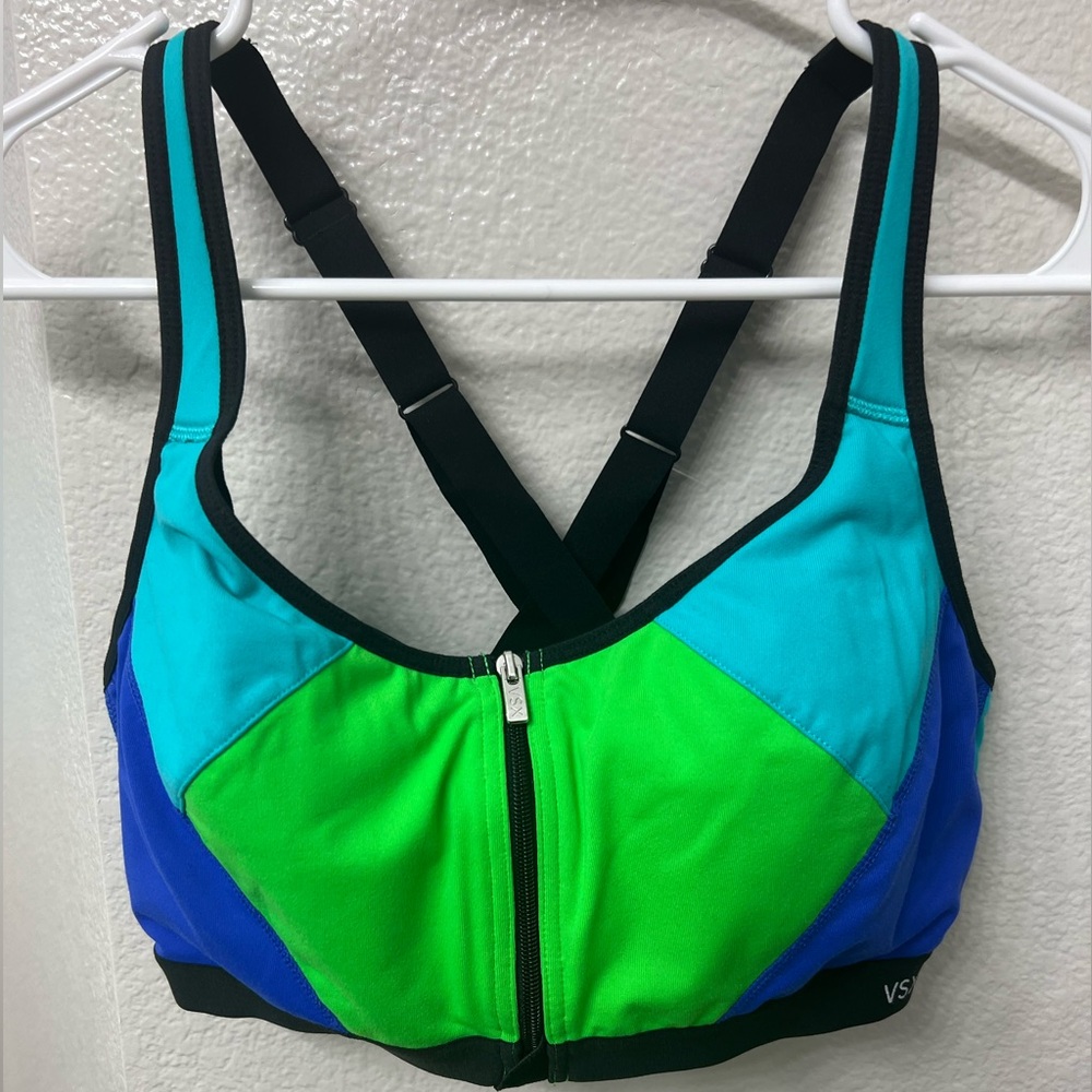 Victoria’s Secret VSX Sport Knockout Front Close Sports Bra 38D